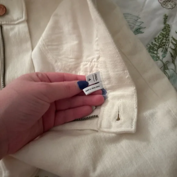 LOFT Cream Flare & Wide Leg Jeans - Picture 3 of 5